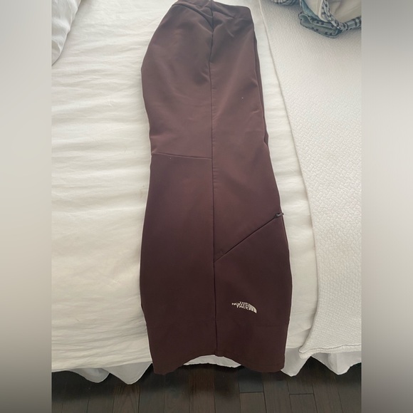 2 piece North Face Ski/Snowboard suit - Picture 9 of 9